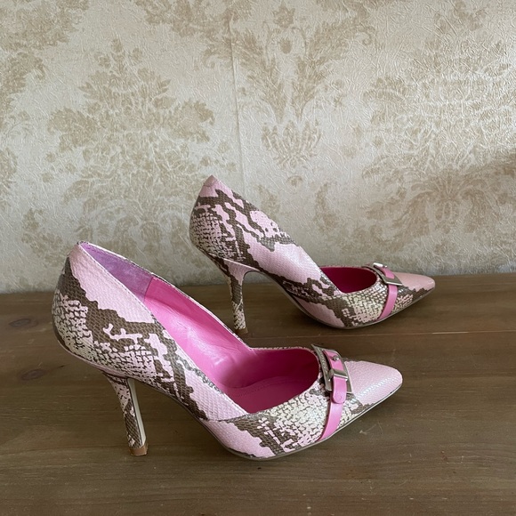 BCBGeneration snake print heels - Picture 5 of 9